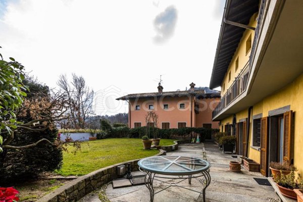 casa indipendente in vendita a Bergamo in zona Castagneta/Pianone