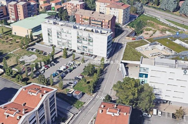 appartamento in vendita a Bergamo in zona Canovine