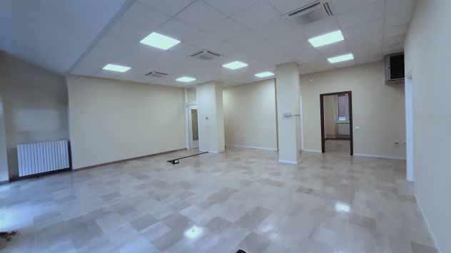 ufficio in vendita a Bergamo in zona Valtesse/Valverde