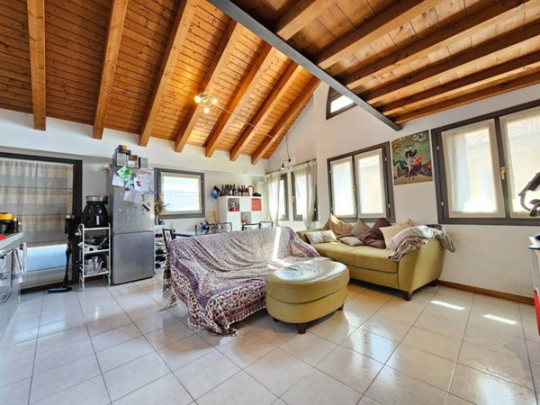 appartamento in vendita a Bergamo in zona Città Alta