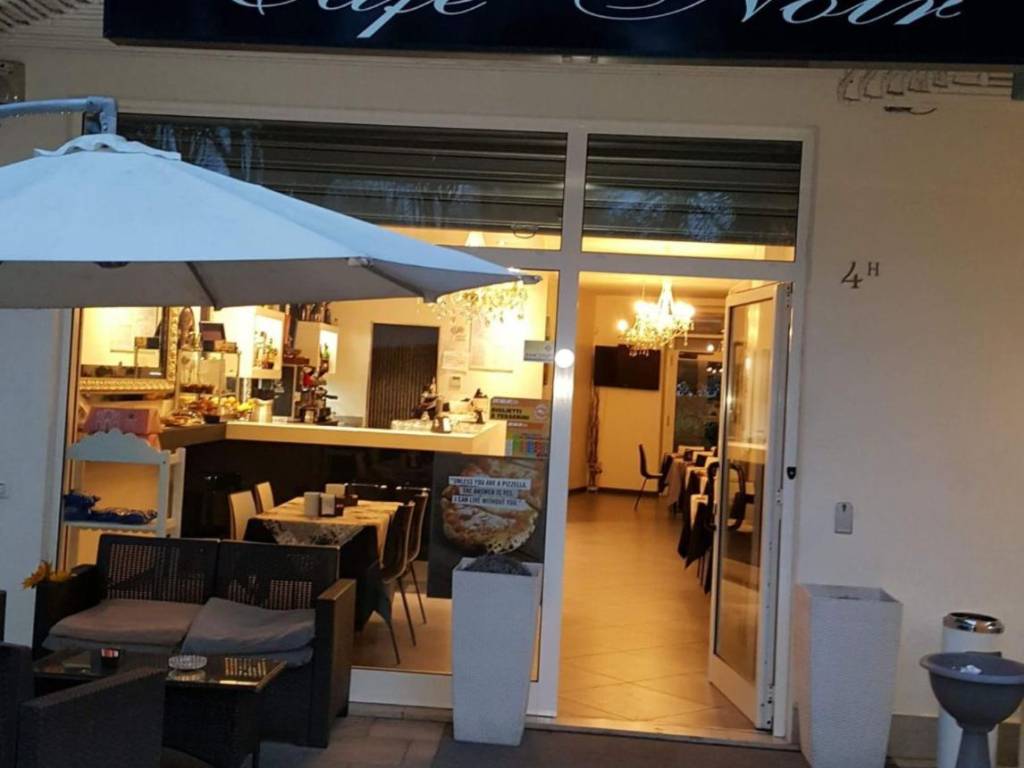negozio in vendita a Bergamo in zona Canovine