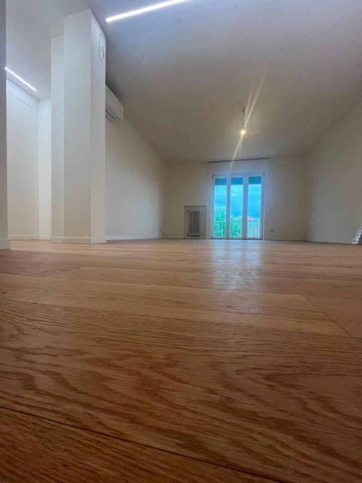 appartamento in vendita a Bergamo in zona Borgo Santa Caterina