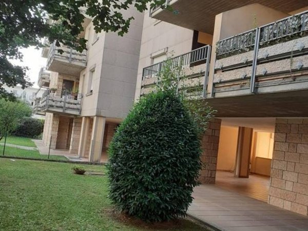 appartamento in vendita a Bergamo in zona Borgo Palazzo