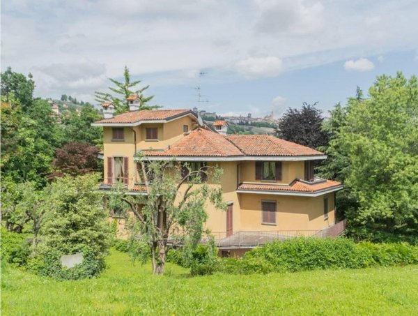 casa indipendente in vendita a Bergamo in zona Loreto