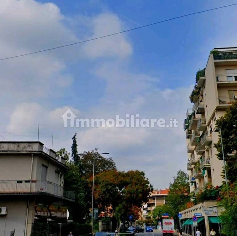 locale commerciale in vendita a Bergamo in zona Città Alta