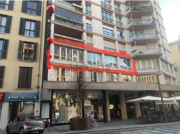 ufficio in vendita a Bergamo in zona Bergamo Centro