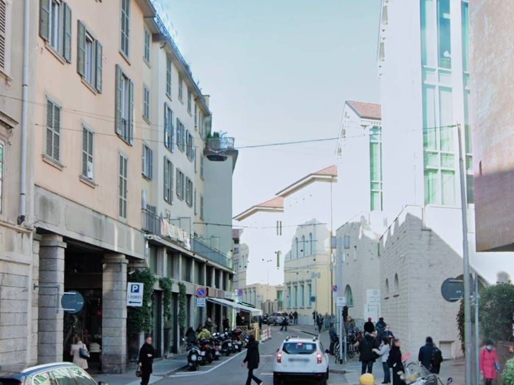 negozio in vendita a Bergamo in zona Borgo Palazzo