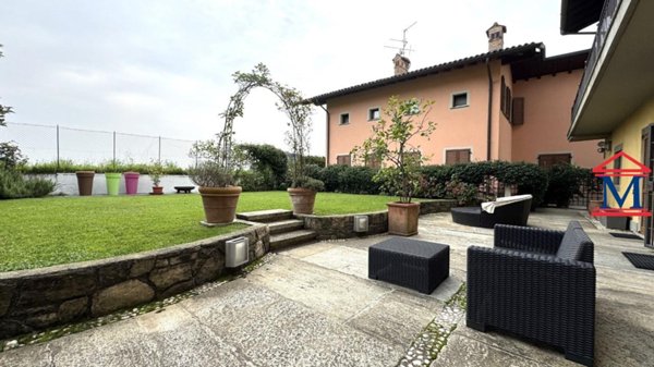 casa indipendente in vendita a Bergamo in zona Castagneta/Pianone