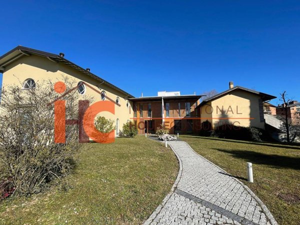 casa indipendente in vendita a Bergamo in zona Redona