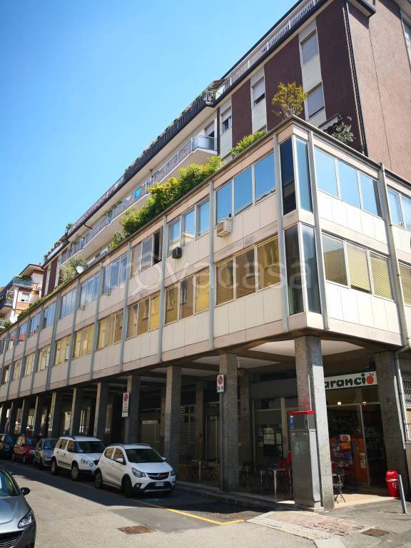 ufficio in vendita a Bergamo in zona Città Alta
