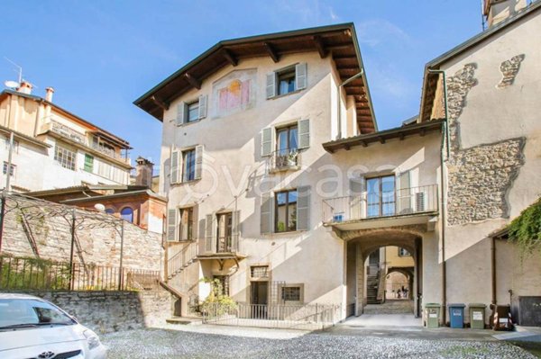 appartamento in vendita a Bergamo in zona Città Alta