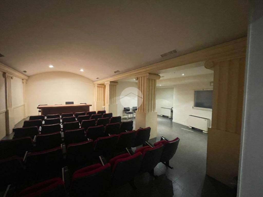 ufficio in vendita a Bergamo in zona Bergamo Centro