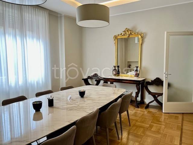 appartamento in vendita a Bergamo in zona Bergamo Centro