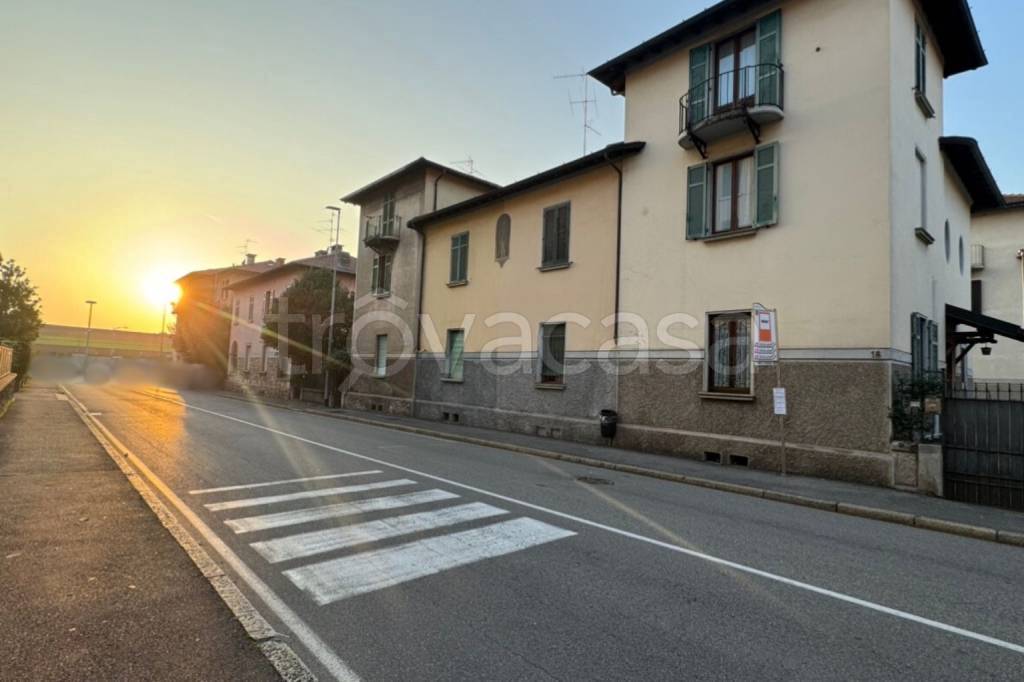 casa indipendente in vendita a Bergamo in zona Canovine