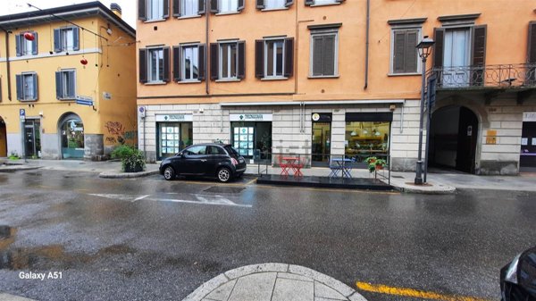 negozio in vendita a Bergamo in zona Bergamo Centro