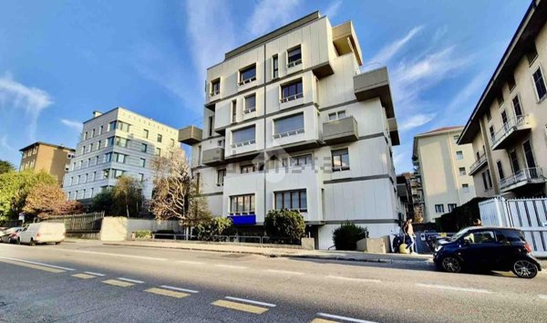 appartamento in vendita a Bergamo in zona Borgo Pignolo