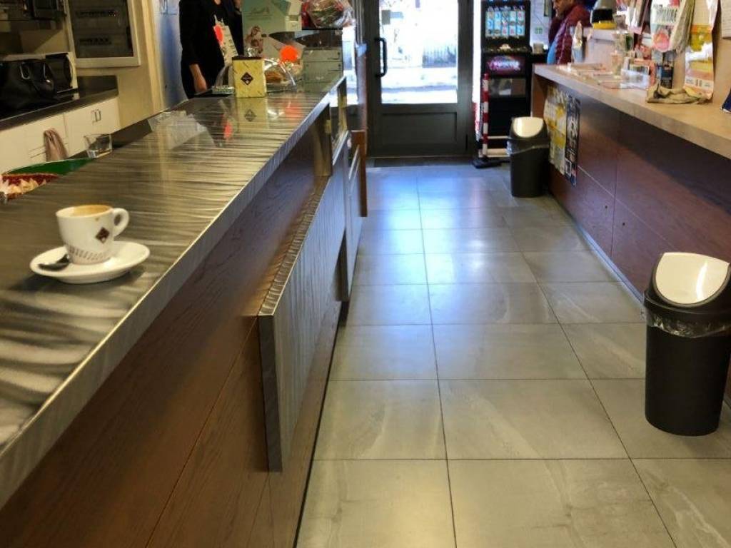 negozio in vendita a Bergamo in zona Valtesse/Valverde