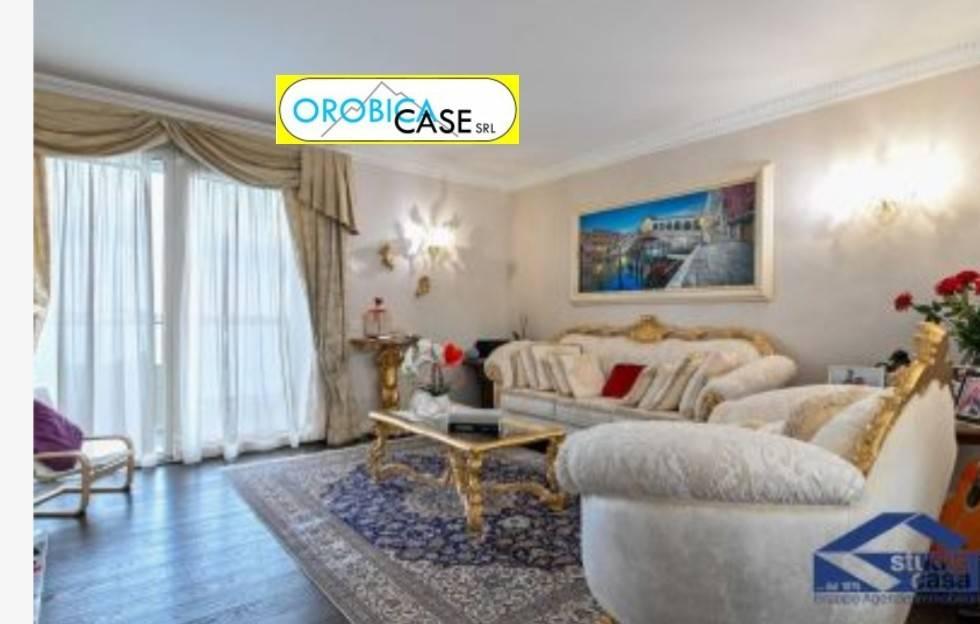 appartamento in vendita a Bergamo in zona Borgo Pignolo