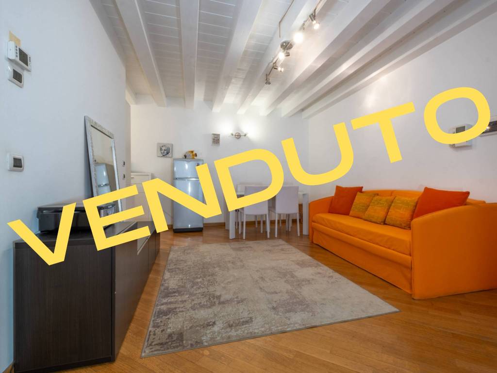appartamento in vendita a Bergamo in zona Città Alta