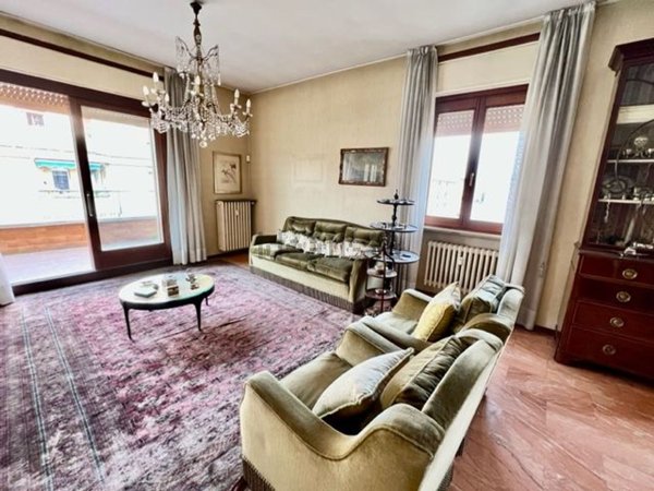 appartamento in vendita a Bergamo in zona Città Alta