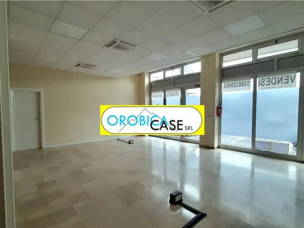 ufficio in vendita a Bergamo in zona Monterosso