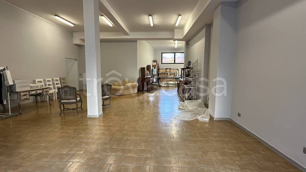 locale di sgombero in vendita a Bergamo in zona Bergamo Centro