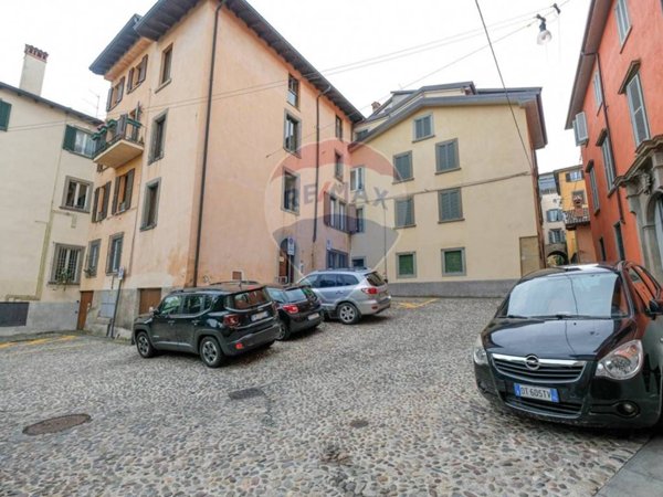 appartamento in vendita a Bergamo in zona Città Alta