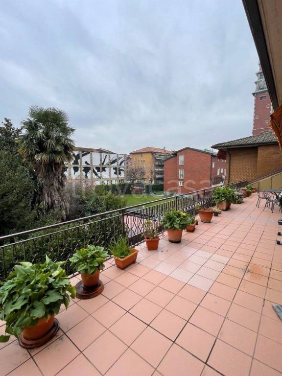 appartamento in vendita a Bergamo in zona Colognola