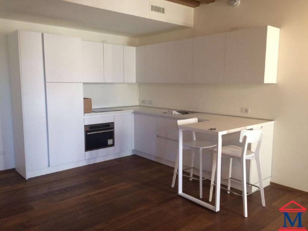 appartamento in vendita a Bergamo in zona Borgo Palazzo