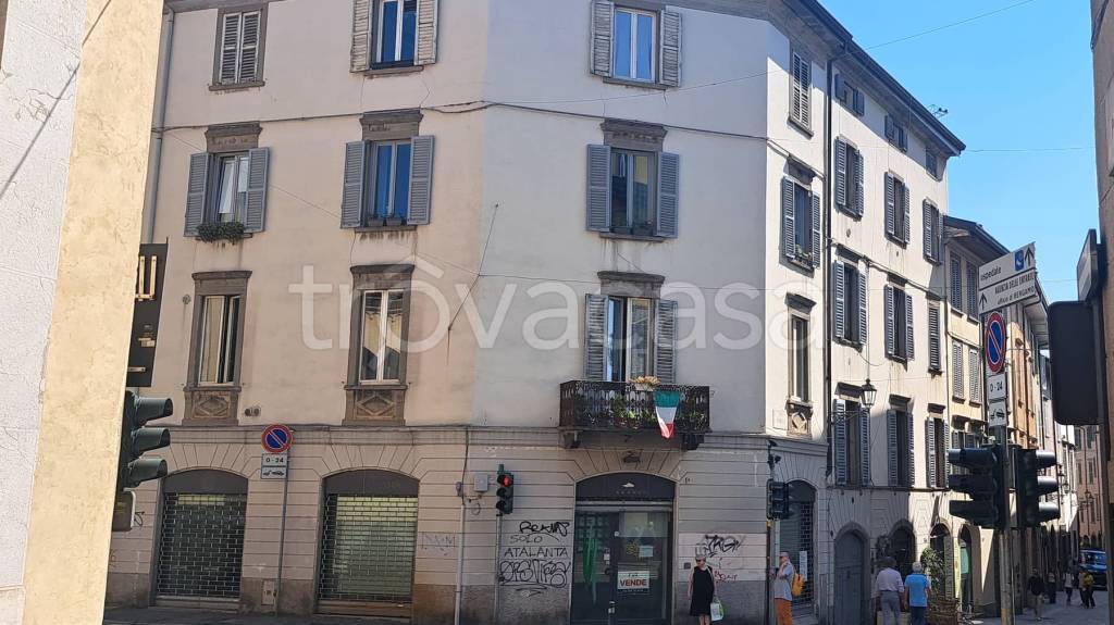 quadrivano in vendita a Bergamo in zona Bergamo Centro