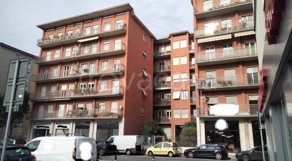 appartamento in vendita a Bergamo in zona Borgo Santa Caterina