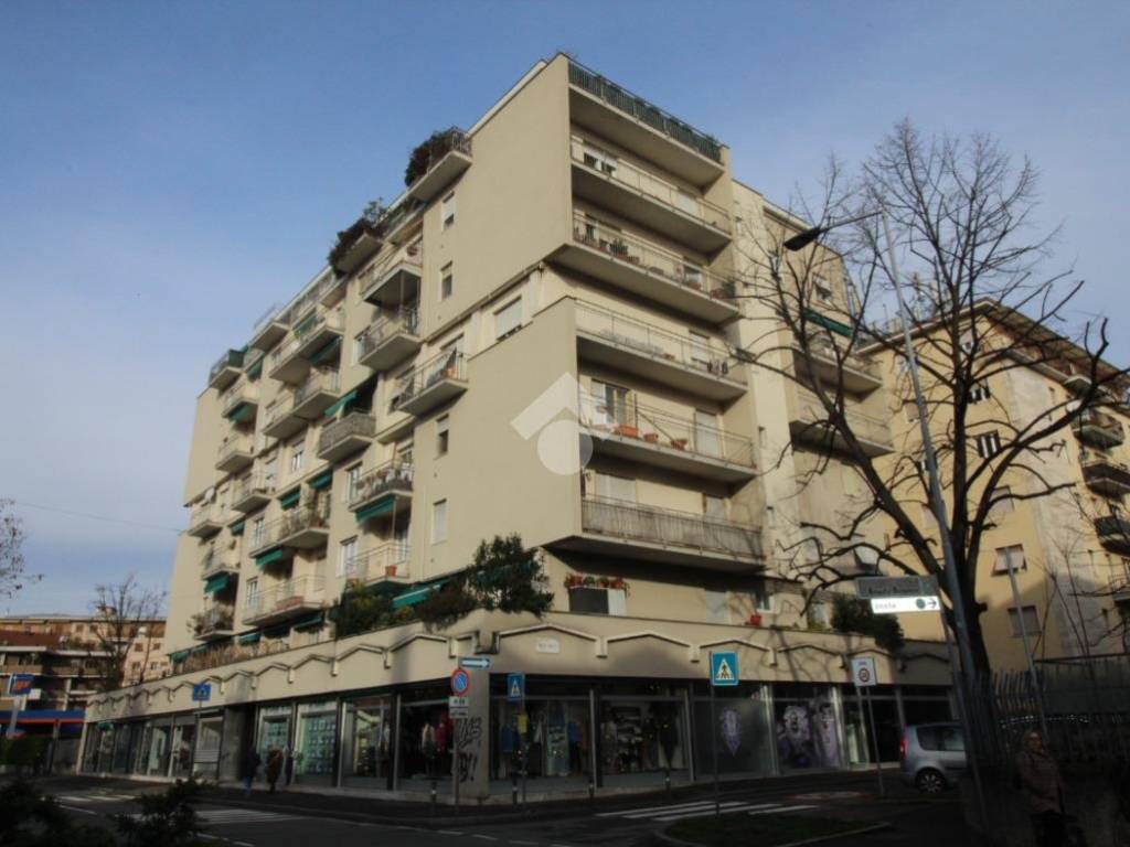 appartamento in vendita a Bergamo in zona Loreto