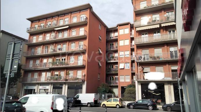 appartamento in vendita a Bergamo in zona Borgo Santa Caterina