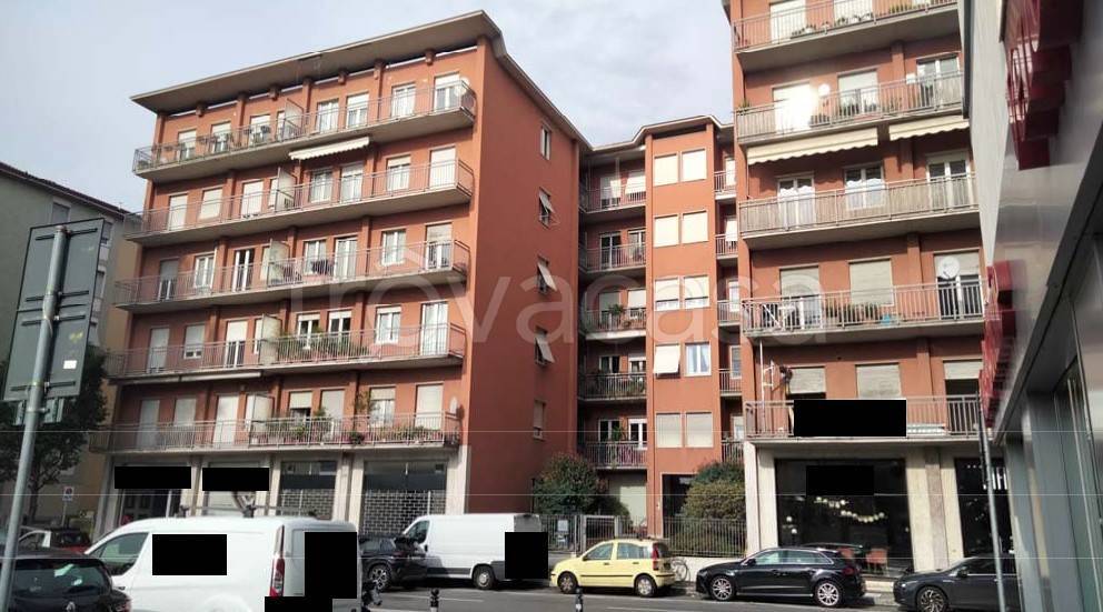 appartamento in vendita a Bergamo in zona Borgo Santa Caterina