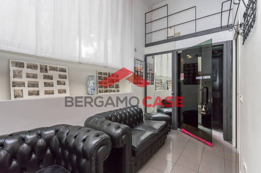 appartamento in vendita a Bergamo in zona Bergamo Centro
