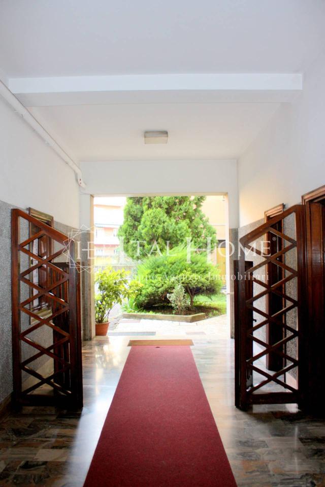 appartamento in vendita a Bergamo in zona Borgo Santa Caterina