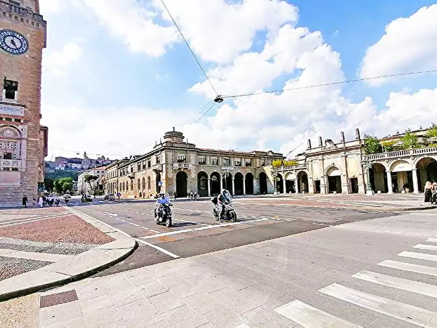 negozio in vendita a Bergamo in zona Città Alta