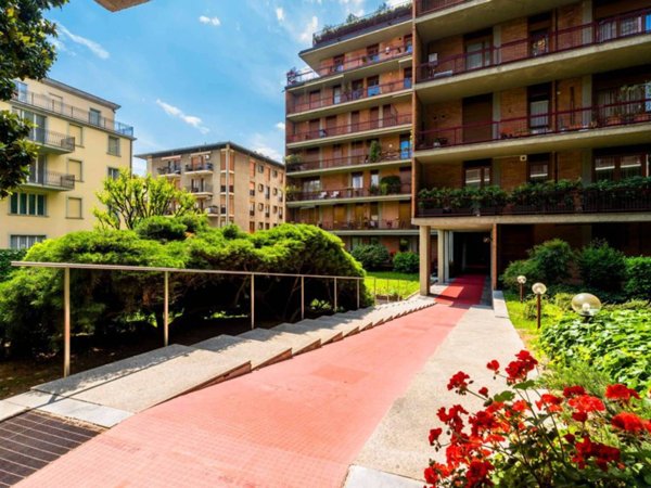 appartamento in vendita a Bergamo in zona Borgo Pignolo