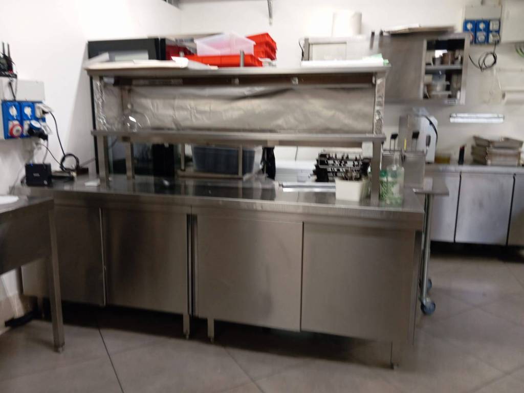 negozio in vendita a Bergamo in zona Redona