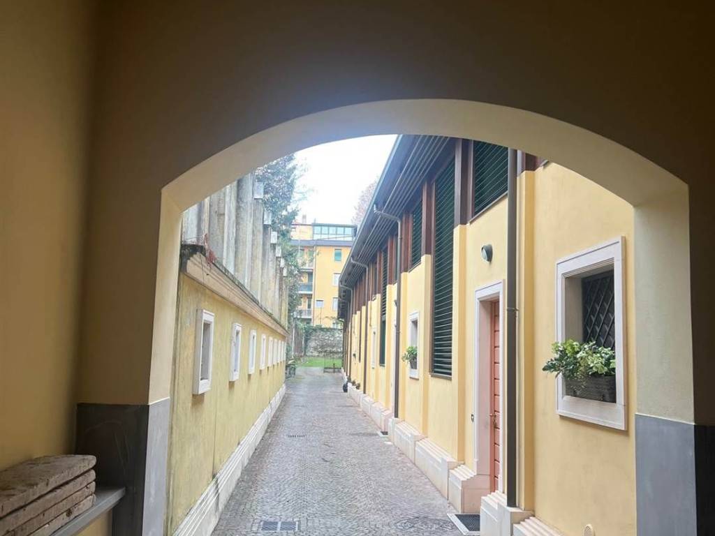 appartamento in vendita a Bergamo in zona Borgo Palazzo
