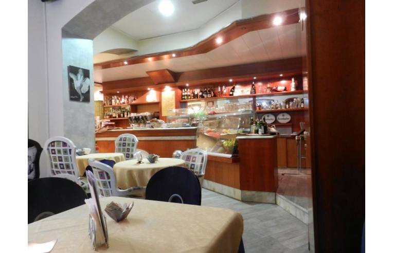 negozio in vendita a Bergamo in zona Redona