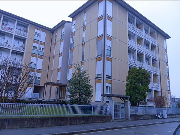 appartamento in vendita a Bergamo in zona Borgo Pignolo