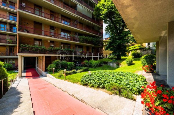 appartamento in vendita a Bergamo in zona Borgo Pignolo