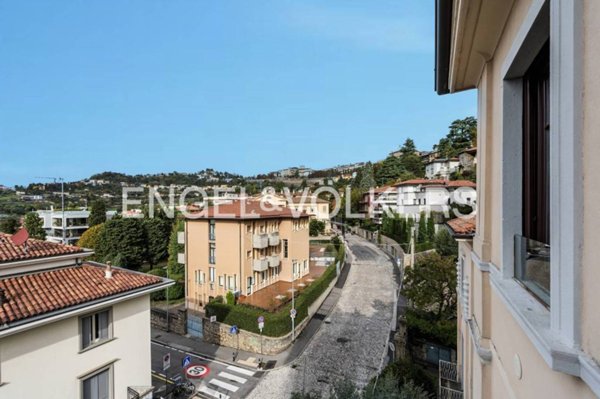 appartamento in vendita a Bergamo in zona Bergamo Centro