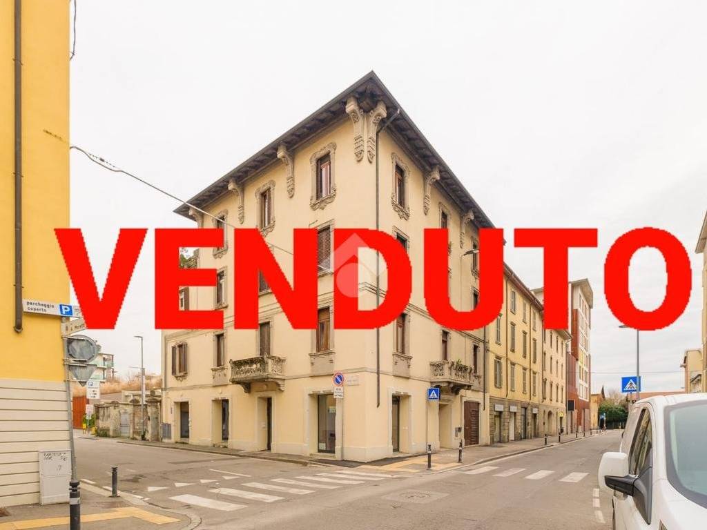appartamento in vendita a Bergamo in zona Borgo Palazzo
