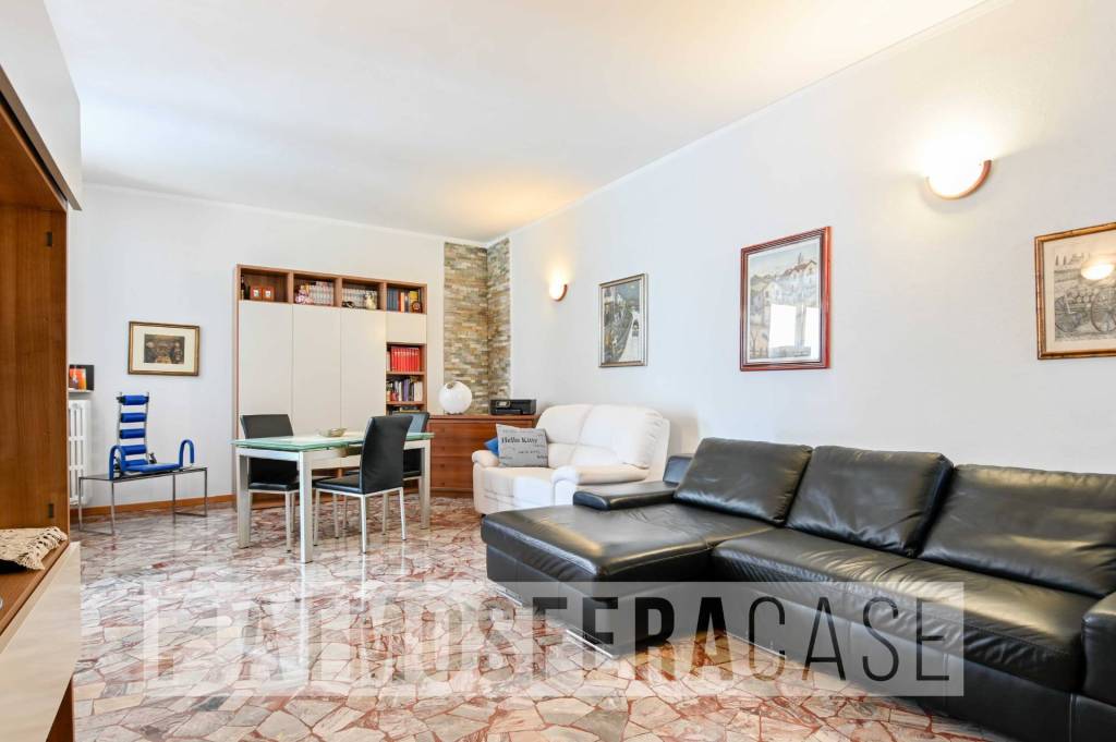 appartamento in vendita a Bergamo in zona Canovine