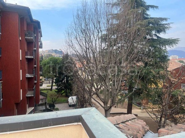 appartamento in vendita a Bergamo in zona Borgo Palazzo