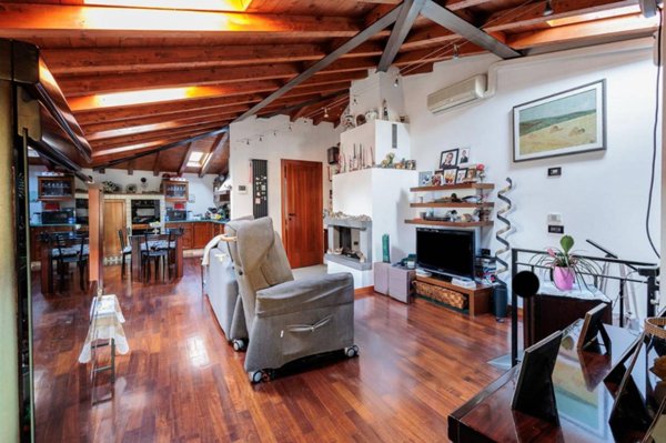 casa indipendente in vendita a Bergamo in zona Bergamo Centro