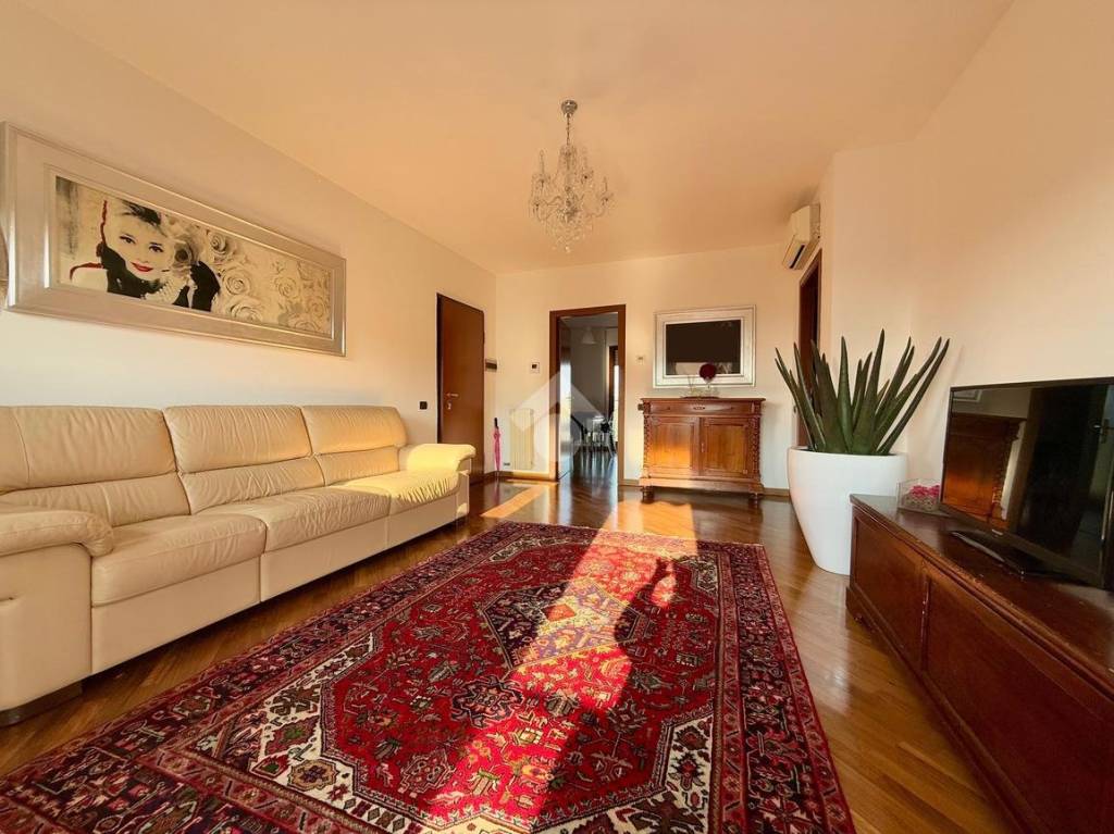 appartamento in vendita a Bergamo in zona Celadina