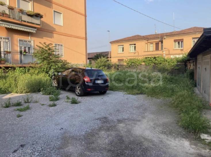 appartamento in vendita a Bergamo in zona Canovine
